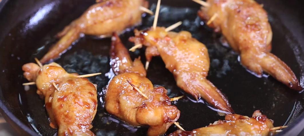 正宗台湾鸡翅包饭教程,满点香台湾鸡翅包饭