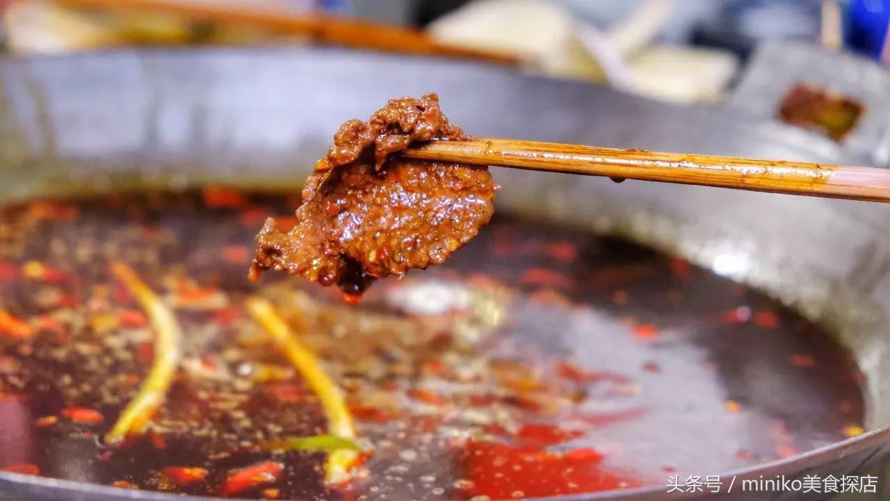 只卖红锅的火锅,只卖红汤的火锅