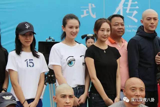 自从割双眼皮不算整容之后，娱乐圈不微调的女艺人是真·不存在
