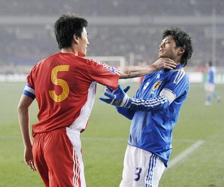 国足三大主力,国足三中卫丢三球