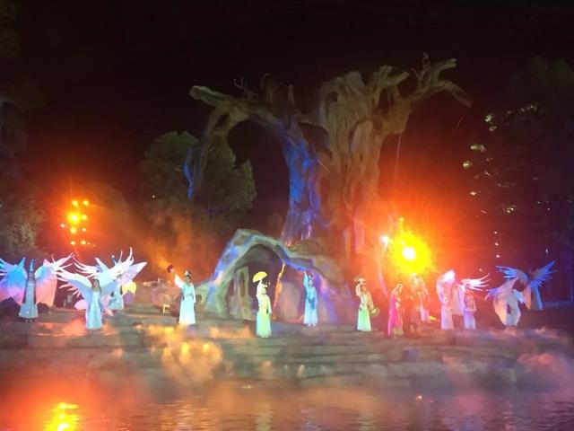 陶渊明桃花源记中的桃源,陶渊明诗中桃花源实景图片