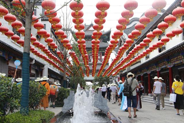 陶渊明桃花源记中的桃源,陶渊明诗中桃花源实景图片
