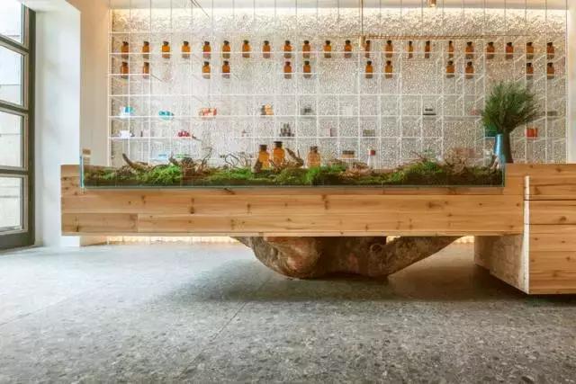 三代医药世家传人，90后帅哥开出中国最美药店，让看病不再可怕