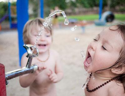 宝宝炎症反复发烧怎么用药,宝宝支气管炎引起反复发烧中医
