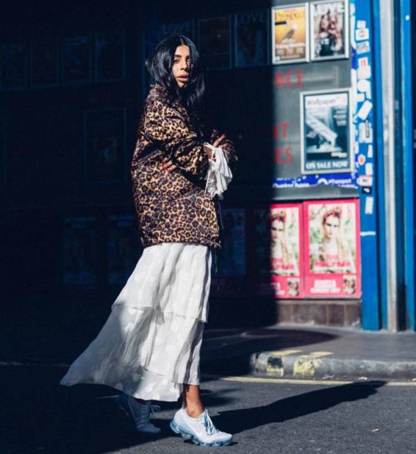 秋天入手这双高端休闲鞋无敌百搭,初秋必买的4双鞋穿10年都不过时