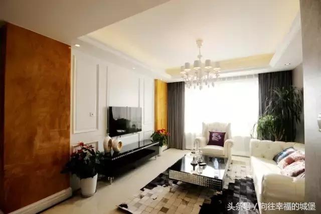 可以放在客厅的多功能储物柜,客厅收纳储物柜内部格局