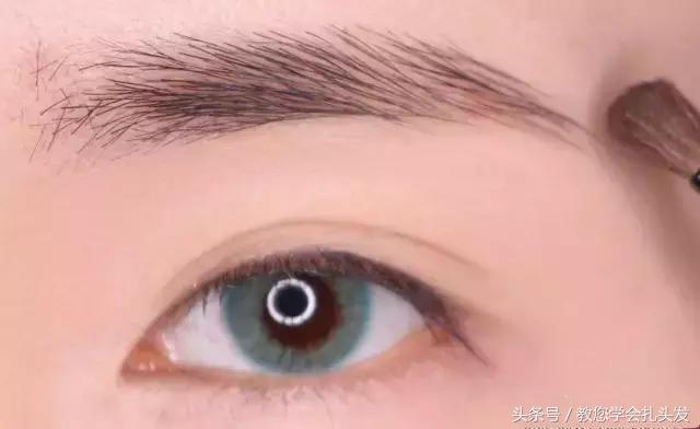 花苞头发型怎么扎好看,花苞头的扎法教程短发儿童