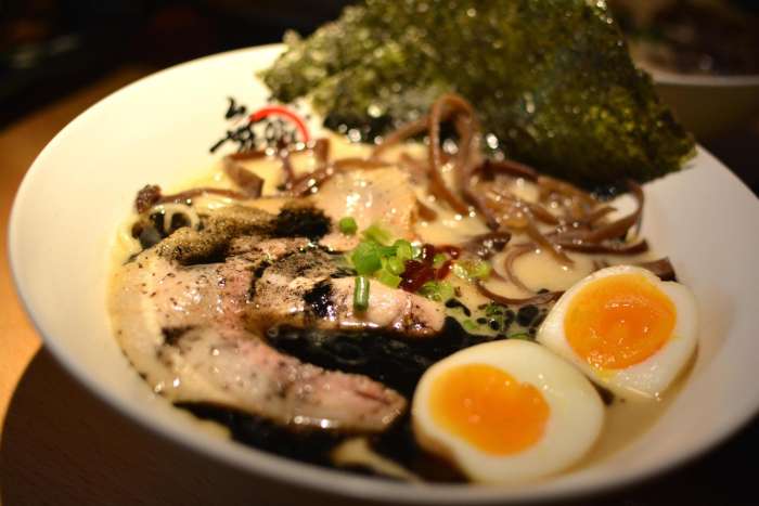 日本神奇又好吃的美食店,日本最好吃的拉面店