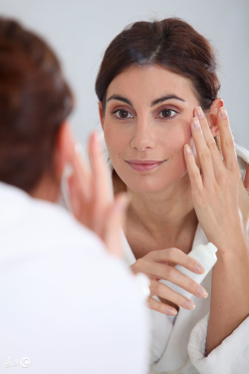 “三”招秒杀鱼尾纹，让爱笑的我们毫无负担！