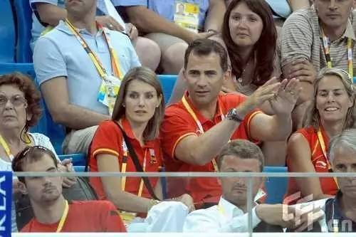 名流｜她如何从洛丽塔变身西班牙王后？