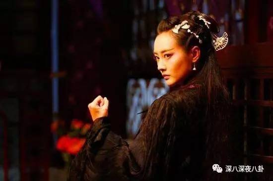 自从割双眼皮不算整容之后，娱乐圈不微调的女艺人是真·不存在