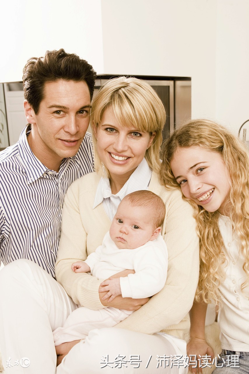 头胎剖宫产二胎有可能顺产吗,头胎剖宫产怀孕二胎怎么那么难受