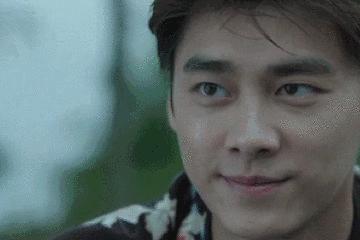自从割双眼皮不算整容之后，娱乐圈不微调的女艺人是真·不存在