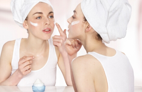 消除痘痘和痘印最简单的方法,很严重的痘痘痘印怎么消