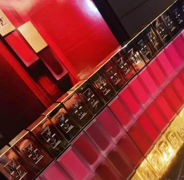 纪梵希今年的圣诞限量版，你们准备好了吗？