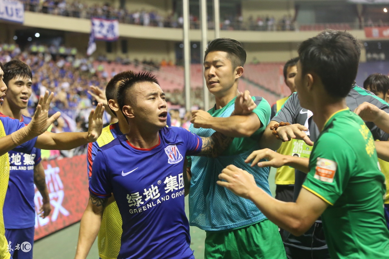 中超唯一有球场的球队,中超几个球队有专业足球场