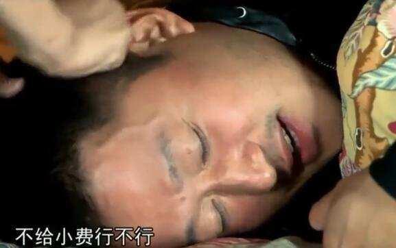 吴京相爱相杀,吴京仅靠两部电影就成为百亿影帝