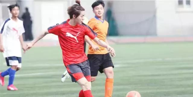 鹿晗2018足球比赛现场喊鹿晗,鹿晗参加的足球比赛