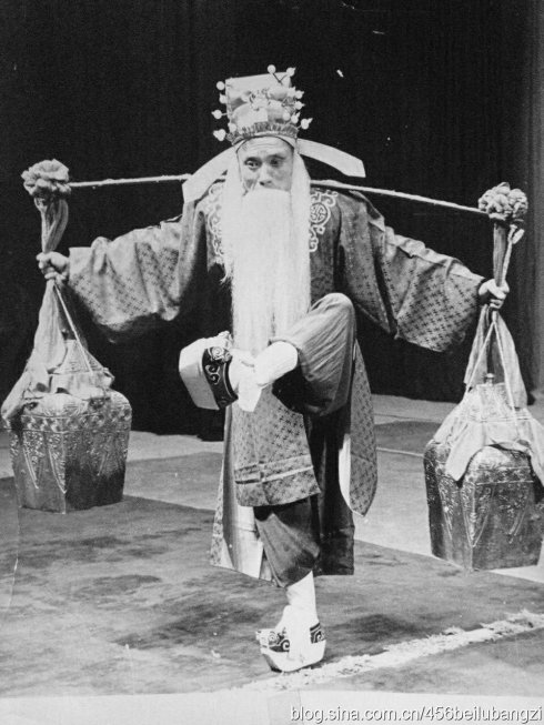 晋剧戏曲人物：又是艺人又是教师牛清元