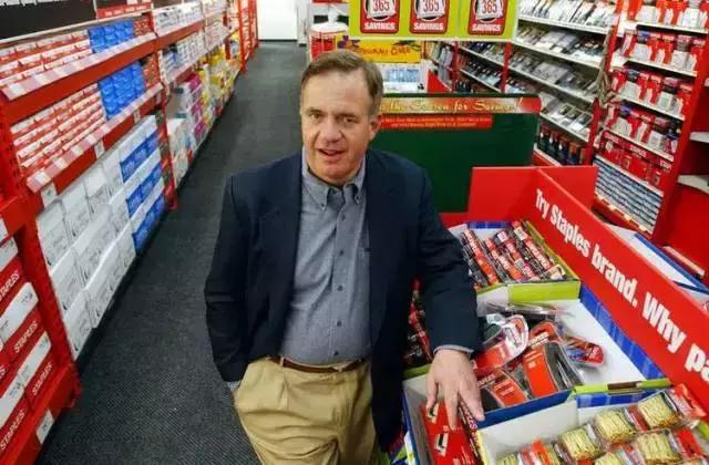 从百亿首富到破产,从8800亿市值到破产贱卖