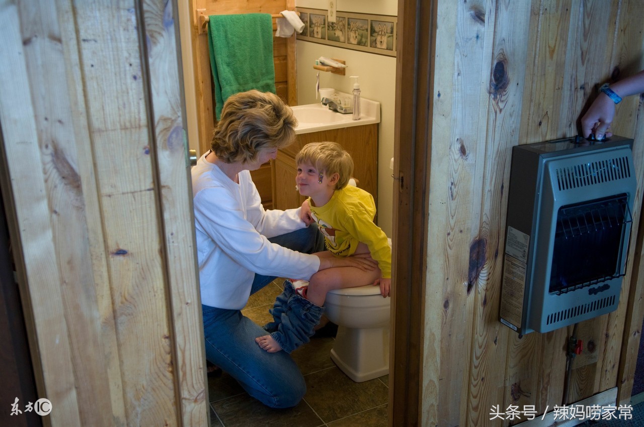 宝宝几岁开始如厕训练,小孩子如何训练如厕小便