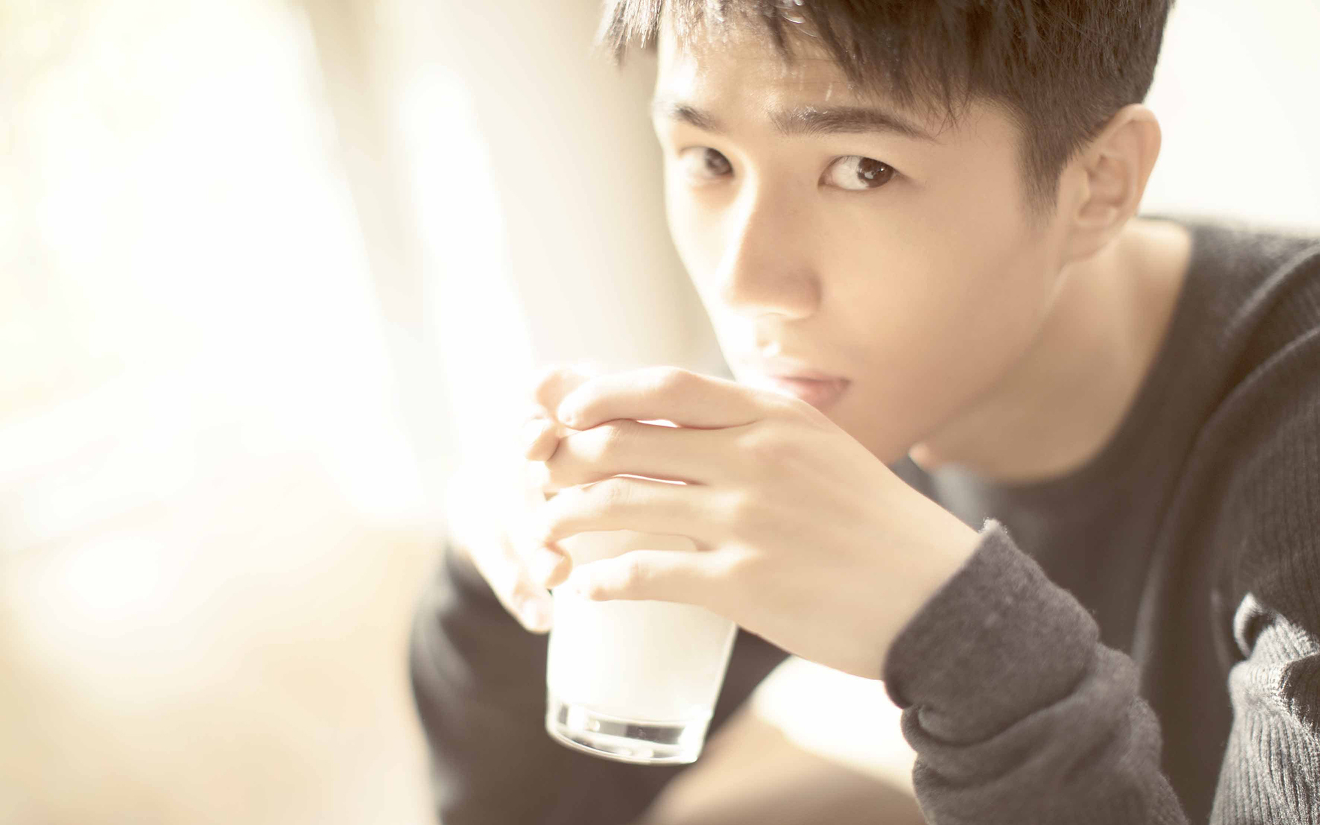 易烊千玺吴磊刘昊然王俊凯,王俊凯吴磊刘昊然时装之夜