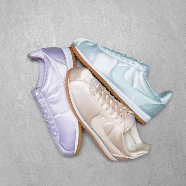 秋天入手这双高端休闲鞋无敌百搭,初秋必买的4双鞋穿10年都不过时