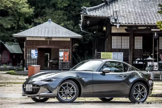 2022款马自达cx-5黑骑士试驾,马自达cx-5和次世代马自达3怎么选