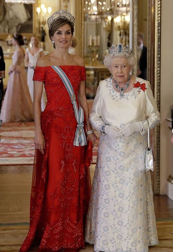 名流｜她如何从洛丽塔变身西班牙王后？