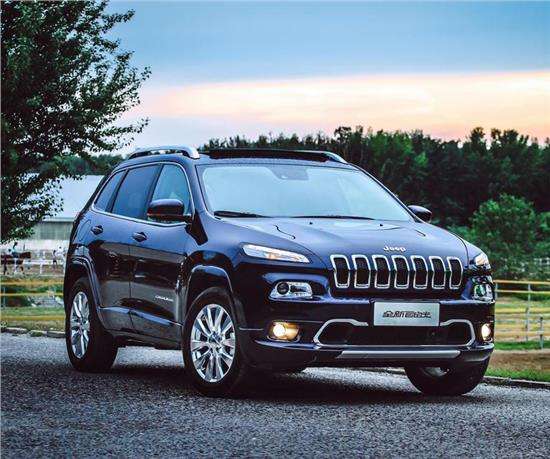 真正伪豪车有哪些,福特野马是什么级别的车型