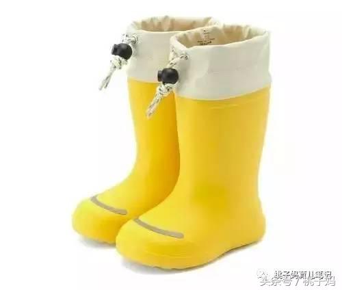 穿它休闲又时尚,穿它时尚减龄