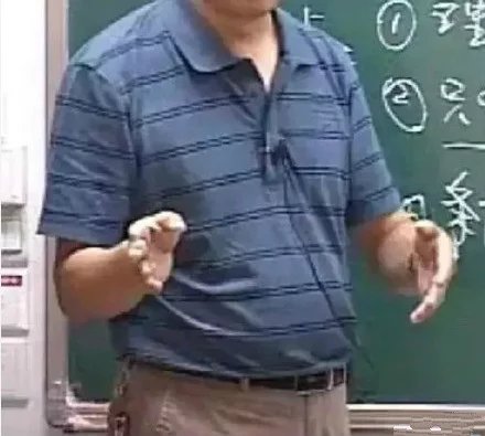 终于知道军训为什么让带手机了，原来是用手机来做这个