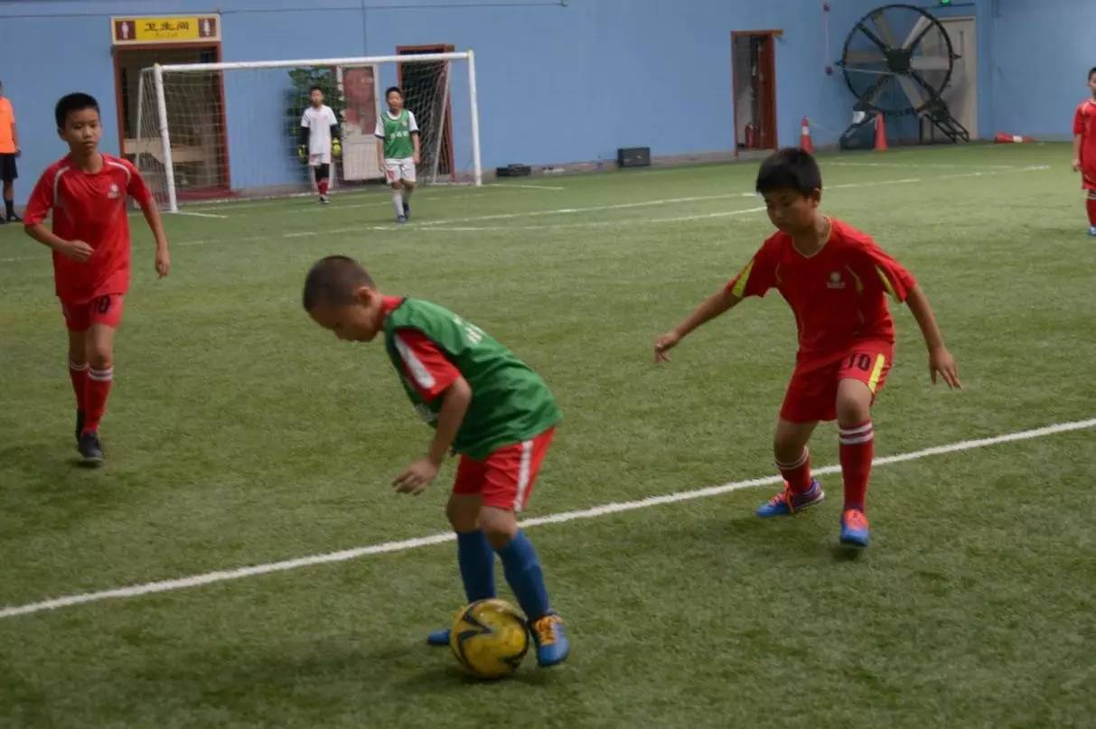 鐖辨垜澶у叴鍥介檯灏戝効瓒崇悆姣旇禌,鐖辨垜澶у叴瓒崇悆鑱旇禌