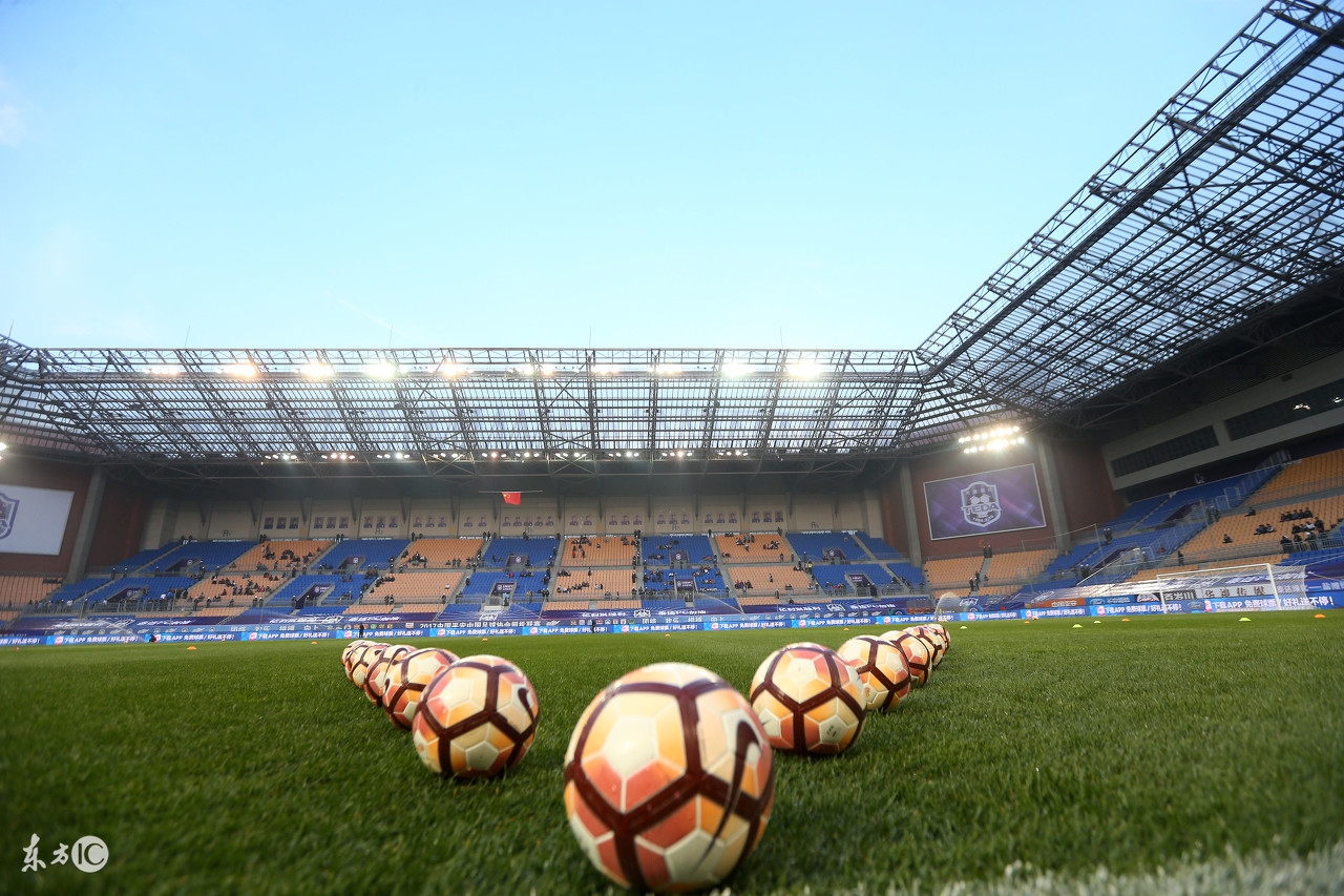 中超唯一有球场的球队,中超几个球队有专业足球场