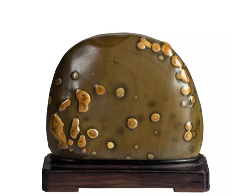 长满小疙瘩的石头,浑身起的密密麻麻的疙瘩不痒