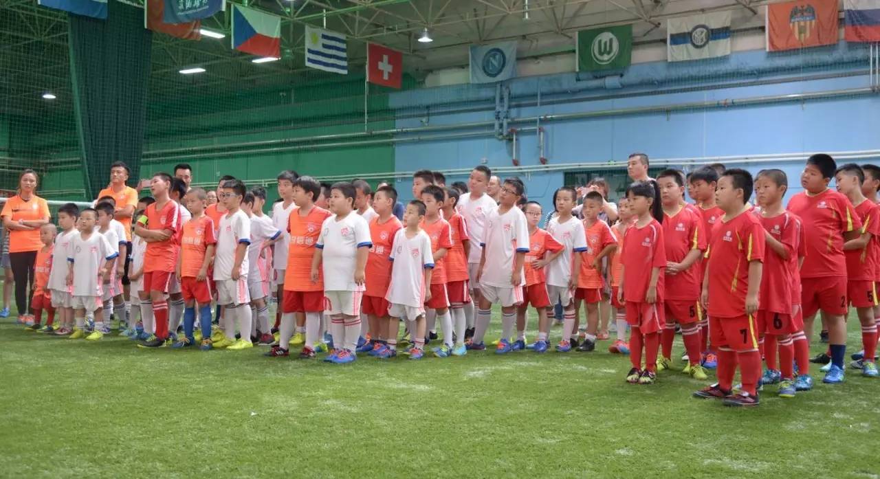 鐖辨垜澶у叴鍥介檯灏戝効瓒崇悆姣旇禌,鐖辨垜澶у叴瓒崇悆鑱旇禌