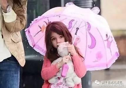 穿它休闲又时尚,穿它时尚减龄