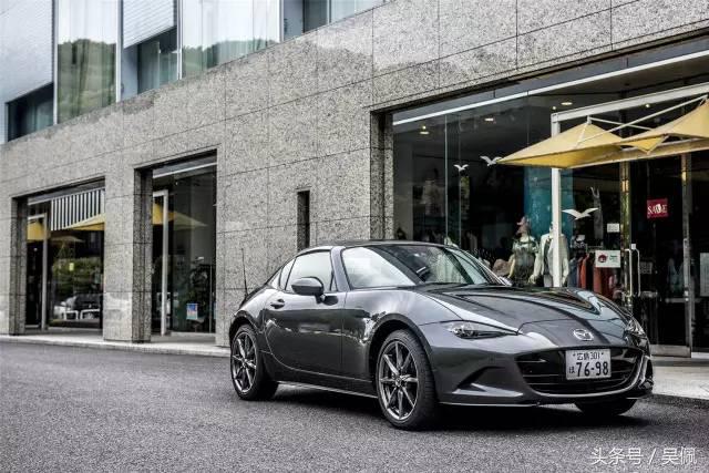 2022款马自达cx-5黑骑士试驾,马自达cx-5和次世代马自达3怎么选