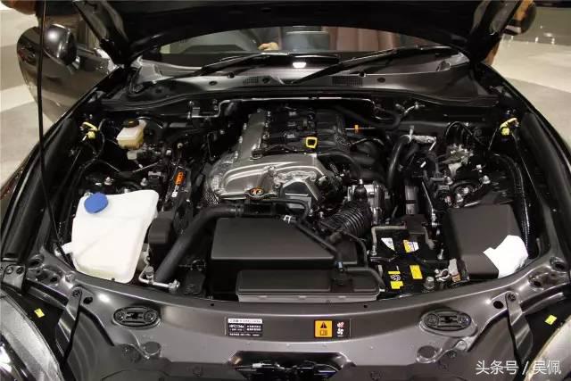 2022款马自达cx-5黑骑士试驾,马自达cx-5和次世代马自达3怎么选