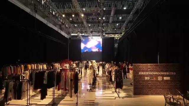 时尚买手这种专业，光鲜的背后剩下的是什么？