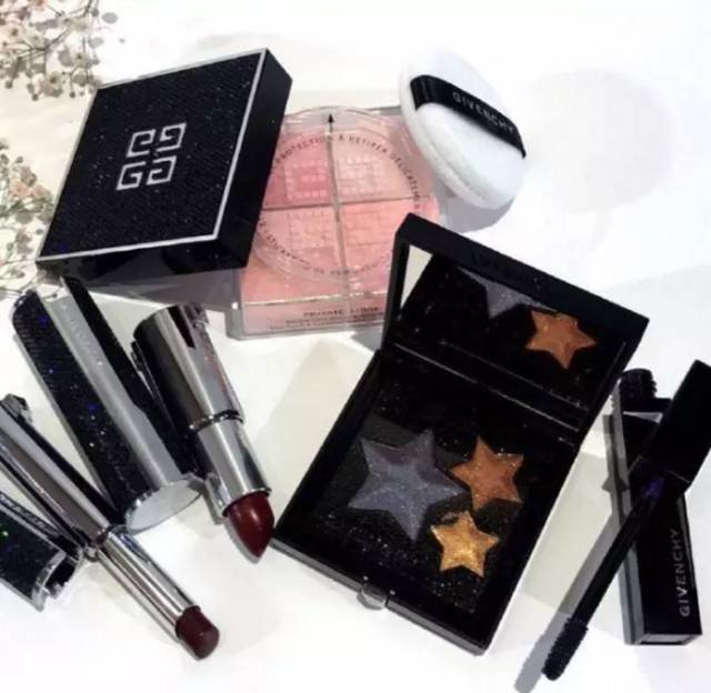 纪梵希今年的圣诞限量版，你们准备好了吗？