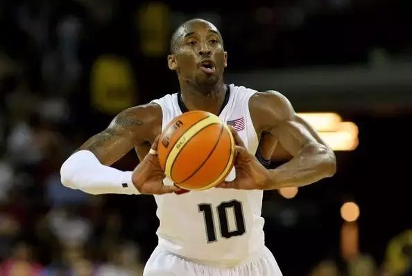 控球后卫怎么训练传球和意识,控卫传球技巧教学