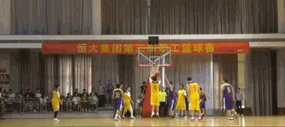 CBA库班篮球水平高，55岁还很强，球迷：比许家印厉害