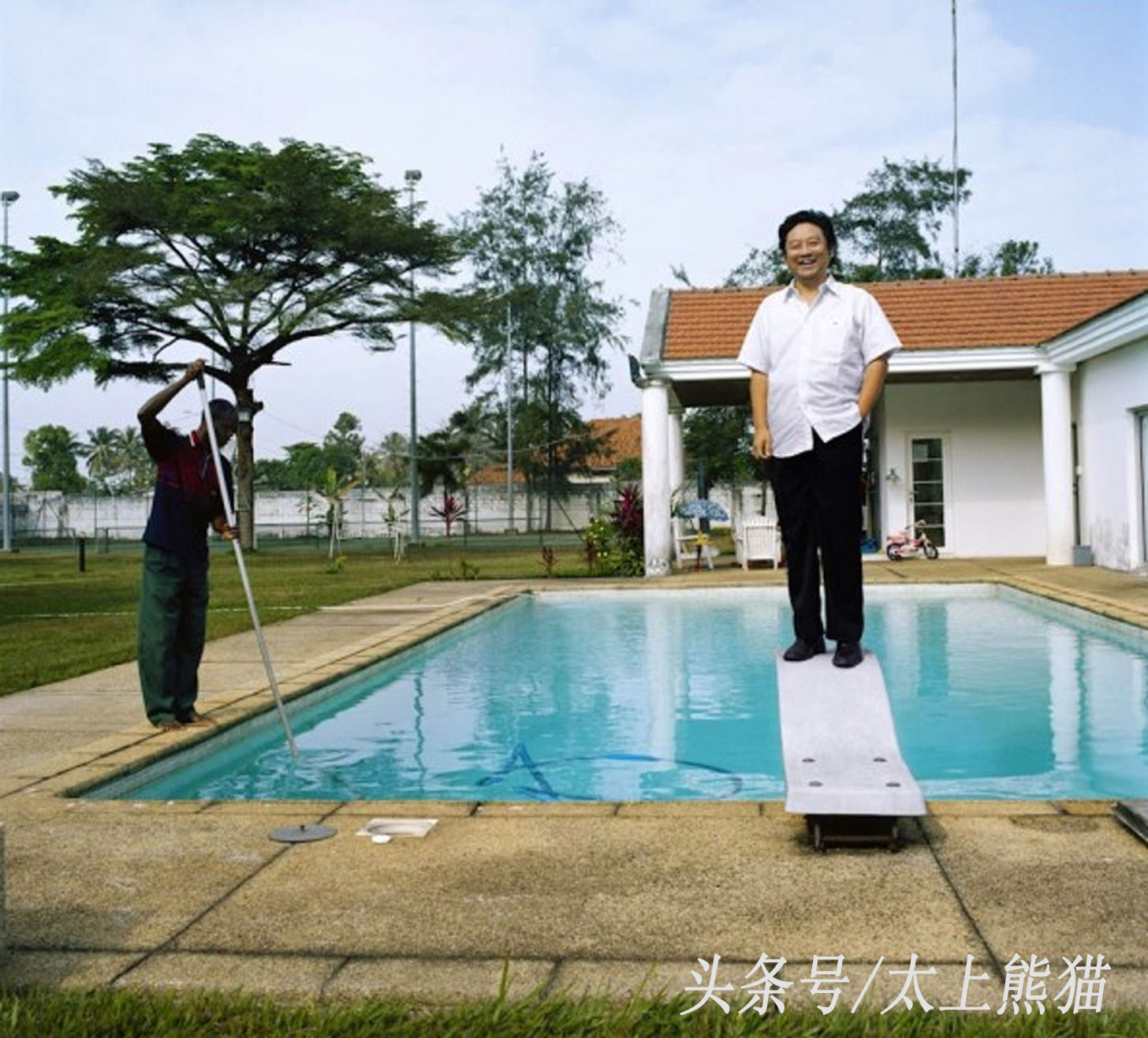 《战狼2》于谦精彩演绎非洲奸商，瞅瞅华人在非洲到底有多挣钱？