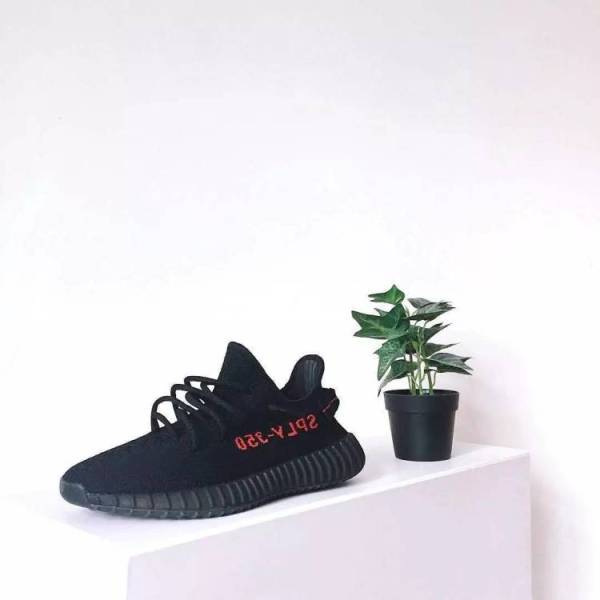 秋天入手这双高端休闲鞋无敌百搭,初秋必买的4双鞋穿10年都不过时