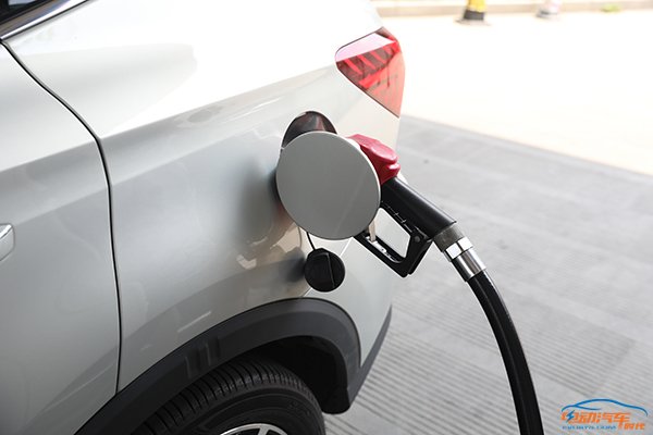 17年荣威erx5混动真实油耗,荣威erx5plus亏电情况下油耗多少