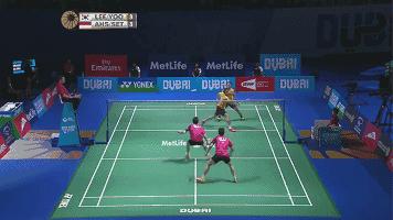 双打规则发球两人站位,双打战术规则