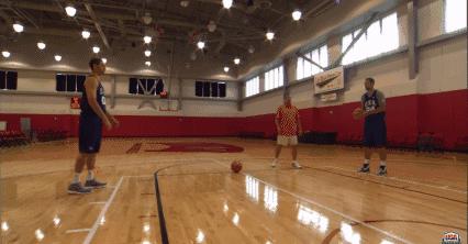 控球后卫怎么训练传球和意识,控卫传球技巧教学