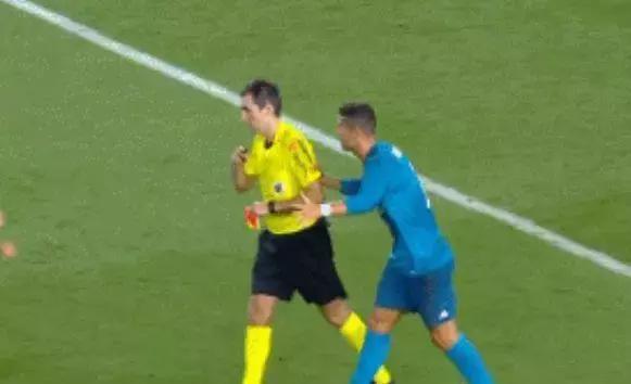 评价中超裁判,中超裁判水平