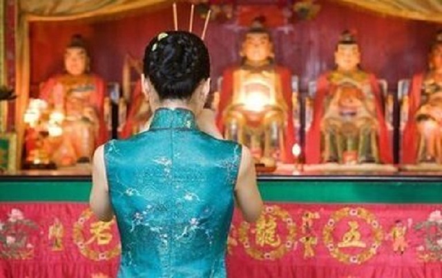 去寺庙请香有什么关注事项,请香拜佛的仪式
